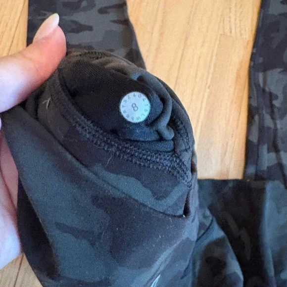 Lululemon Align Full Length Leggings. Size 8 Camo - Picture 8 of 9